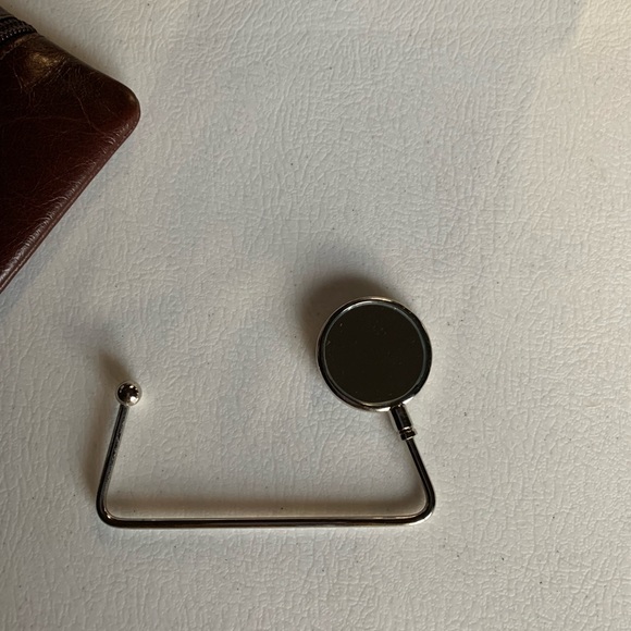 👜 Table Top Purse Hanger with Mirror - Picture 13 of 15